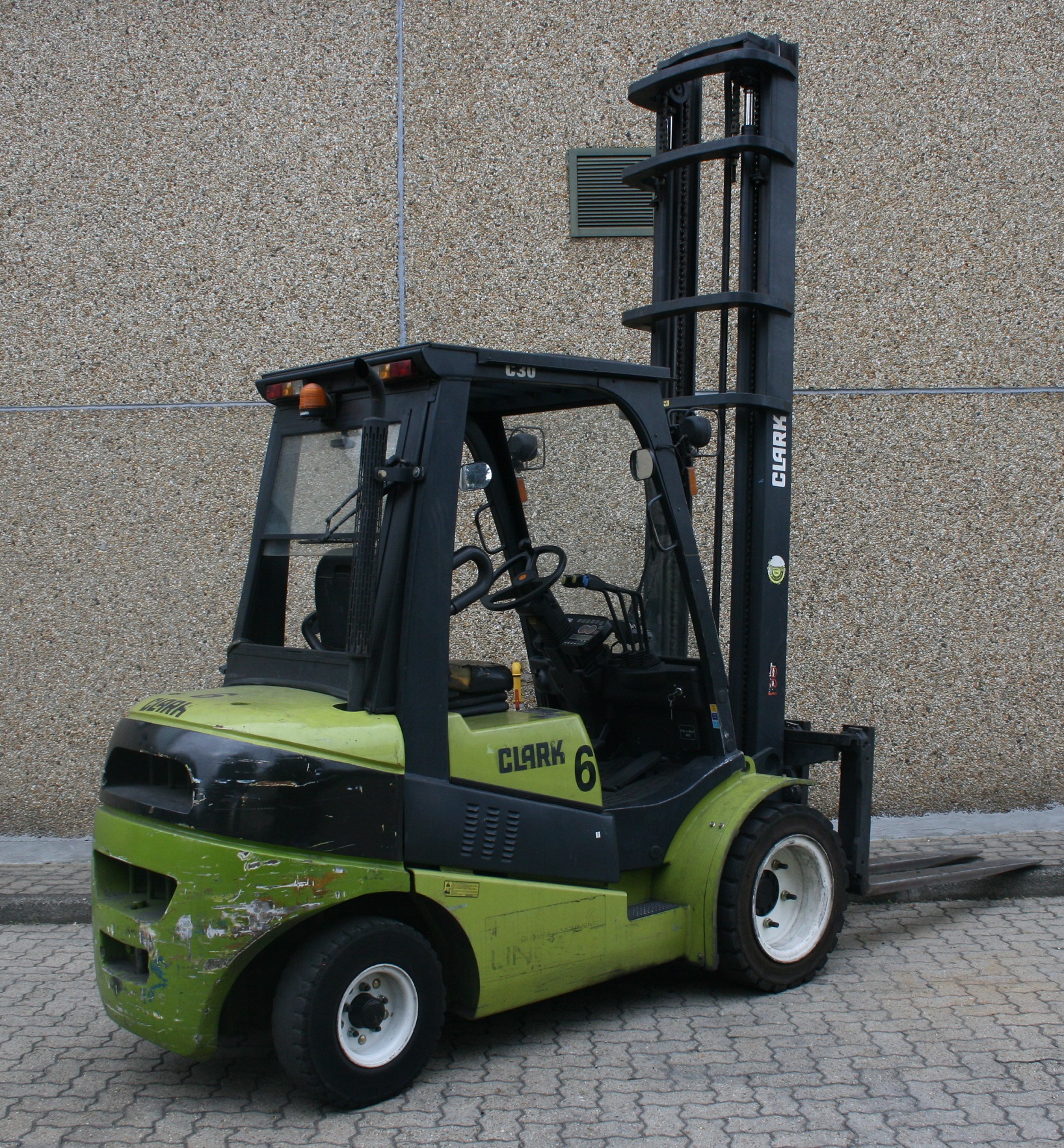 CLARK C30 D